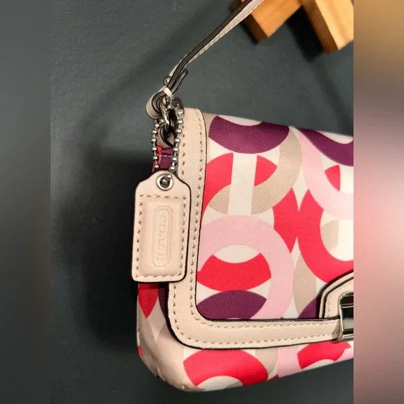 Coach Y2K Kristin Signature Monogram Multicolor Wristlet OP Art Fuchsia & Purple - Picture 3 of 14